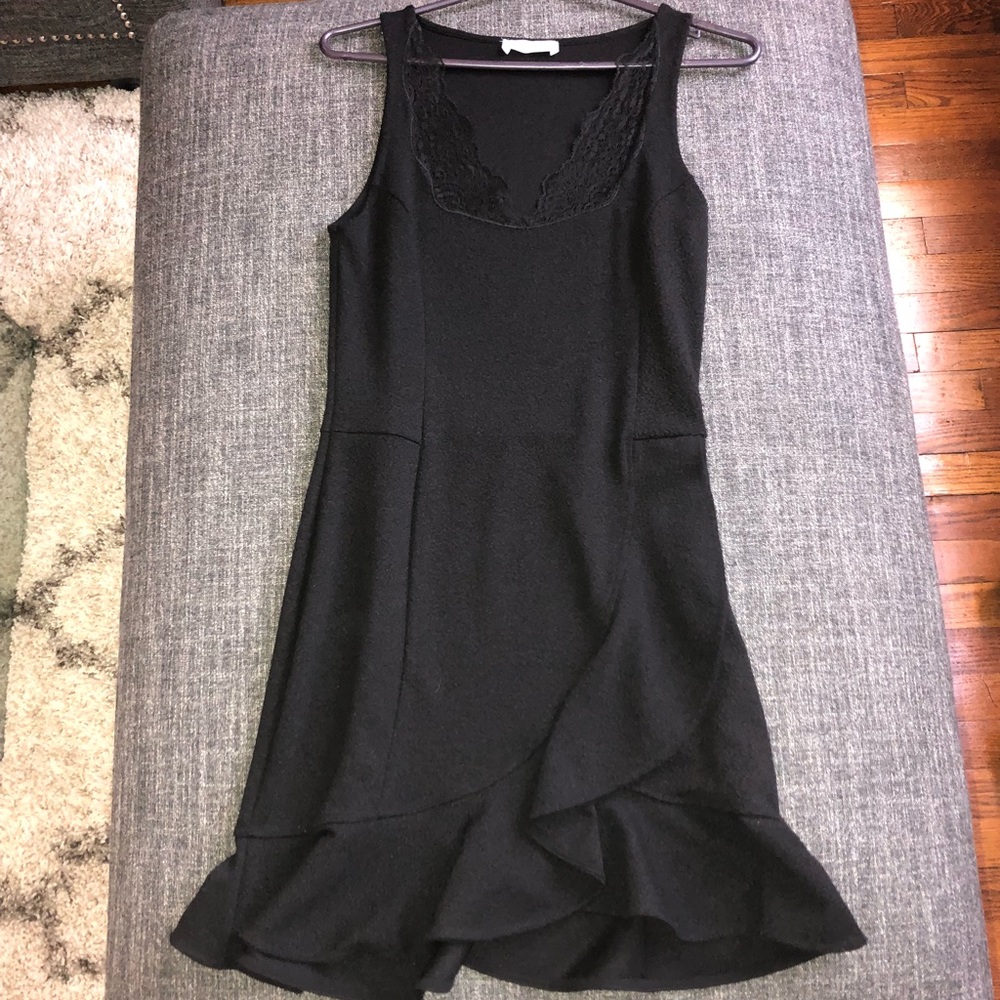 Zara ruffled dress. Size S